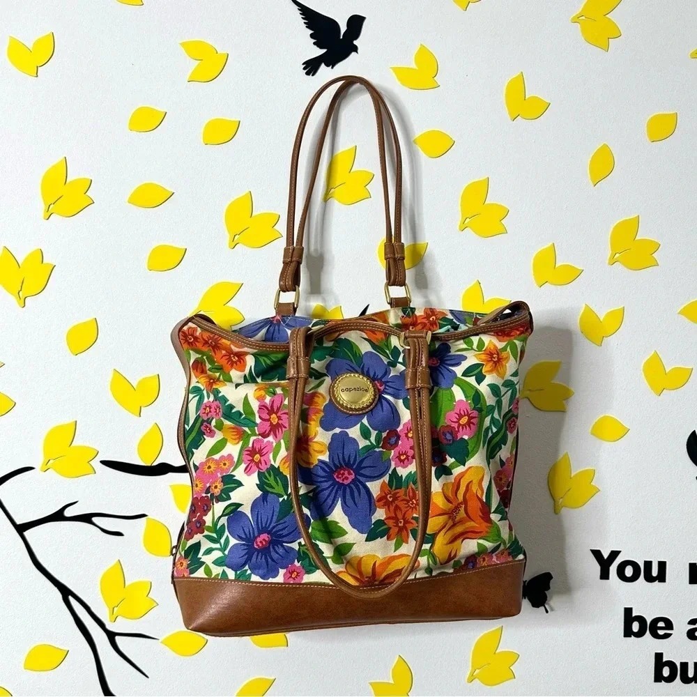 Capezio Summerset Vintage Floral Faux Leather‎ Women's Hand Bag - Picture 3 of 12